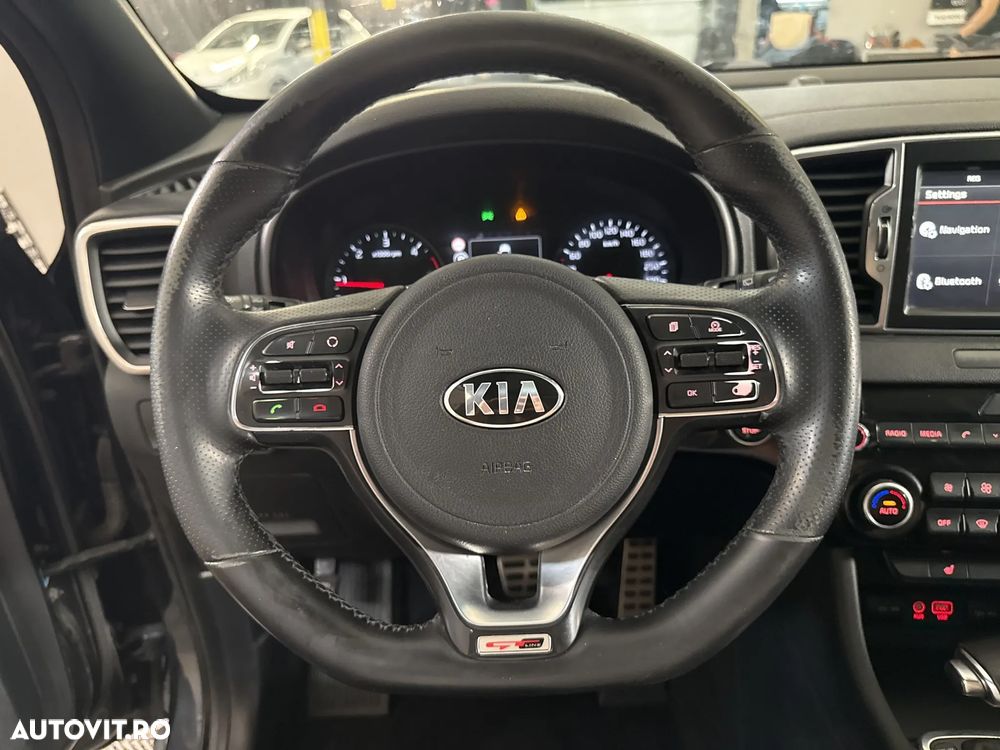 Kia Sportage - 16