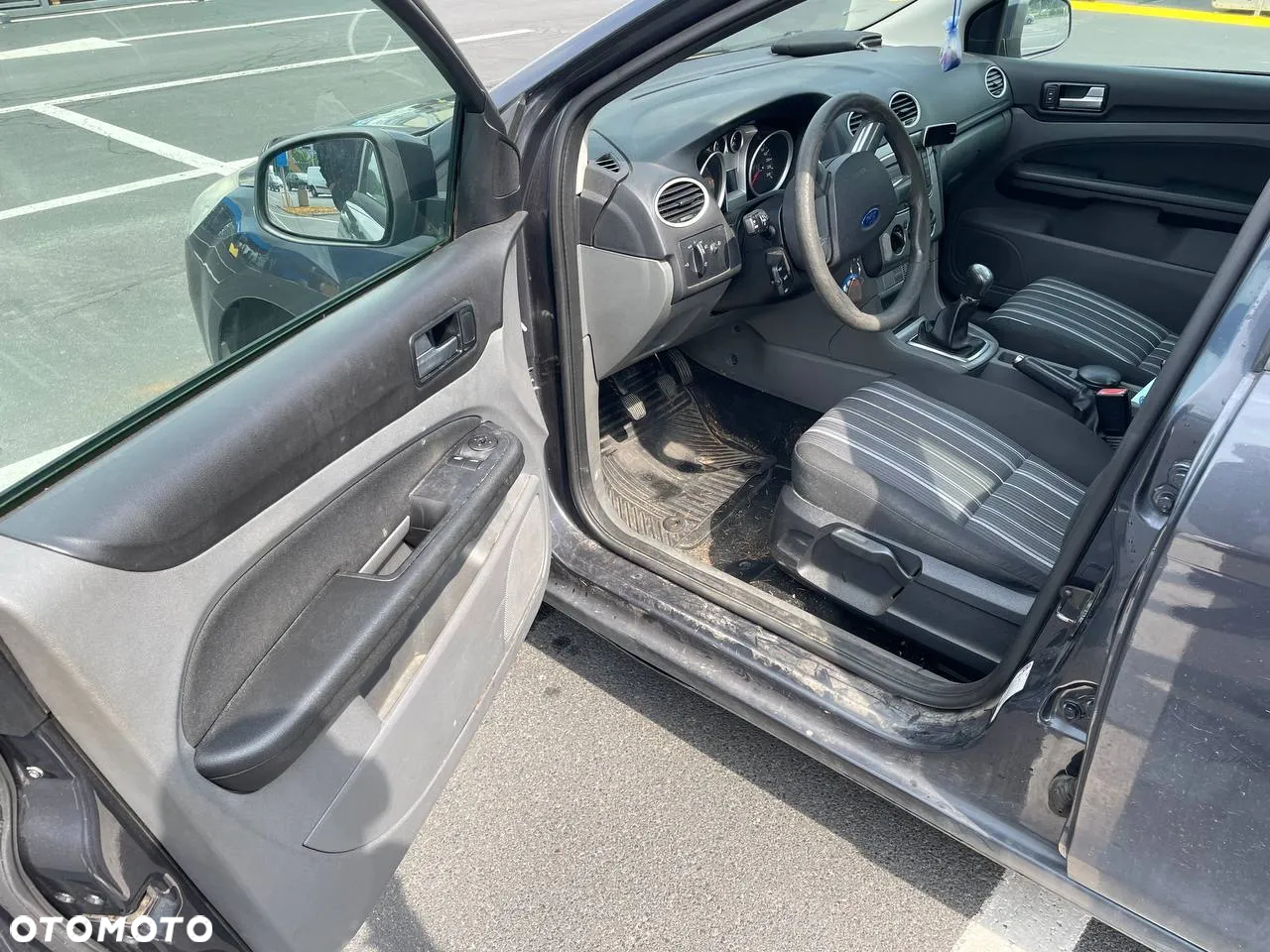 Ford Focus 1.6 TDCi Amber X - 9