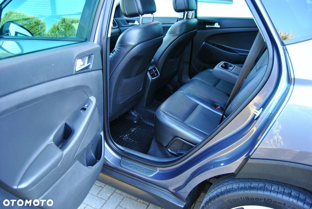 Hyundai Tucson blue 1.7 CRDi 2WD Advantage - 13