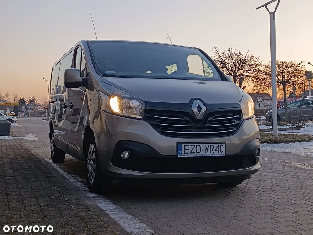 Renault Trafic Grand 1.6 dCi - 4