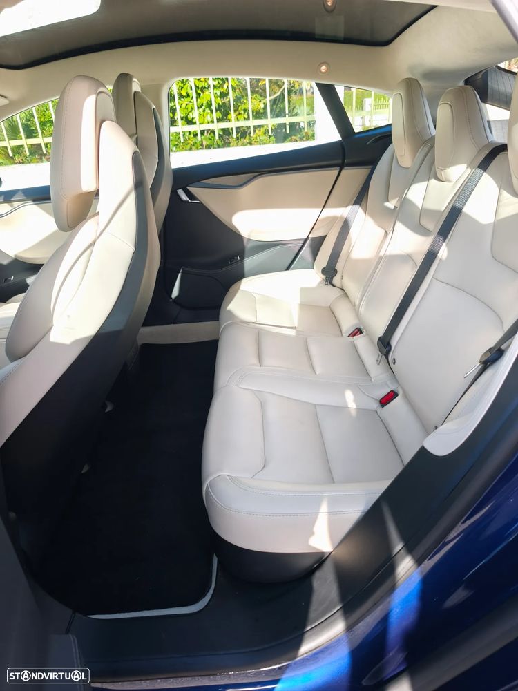 Tesla Model S 75 - 27