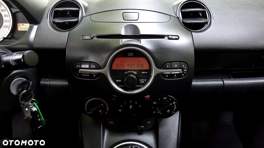 Mazda 2 1.3 Dynamic - 17