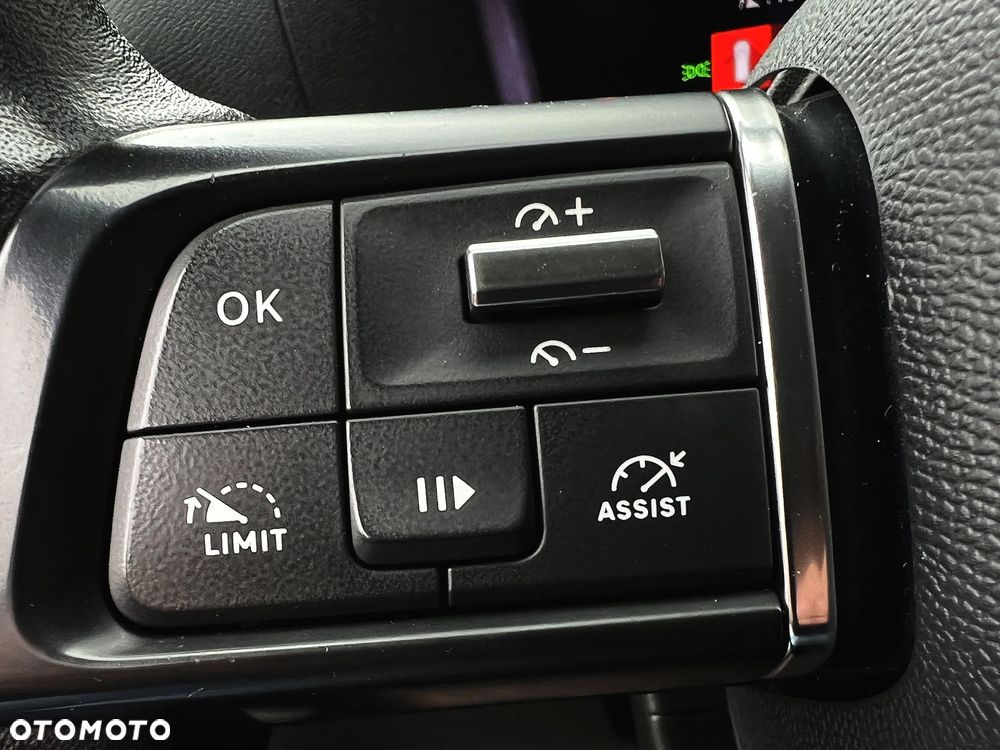 Citroën C4 PureTech 100 Stop&Start FEEL - 25