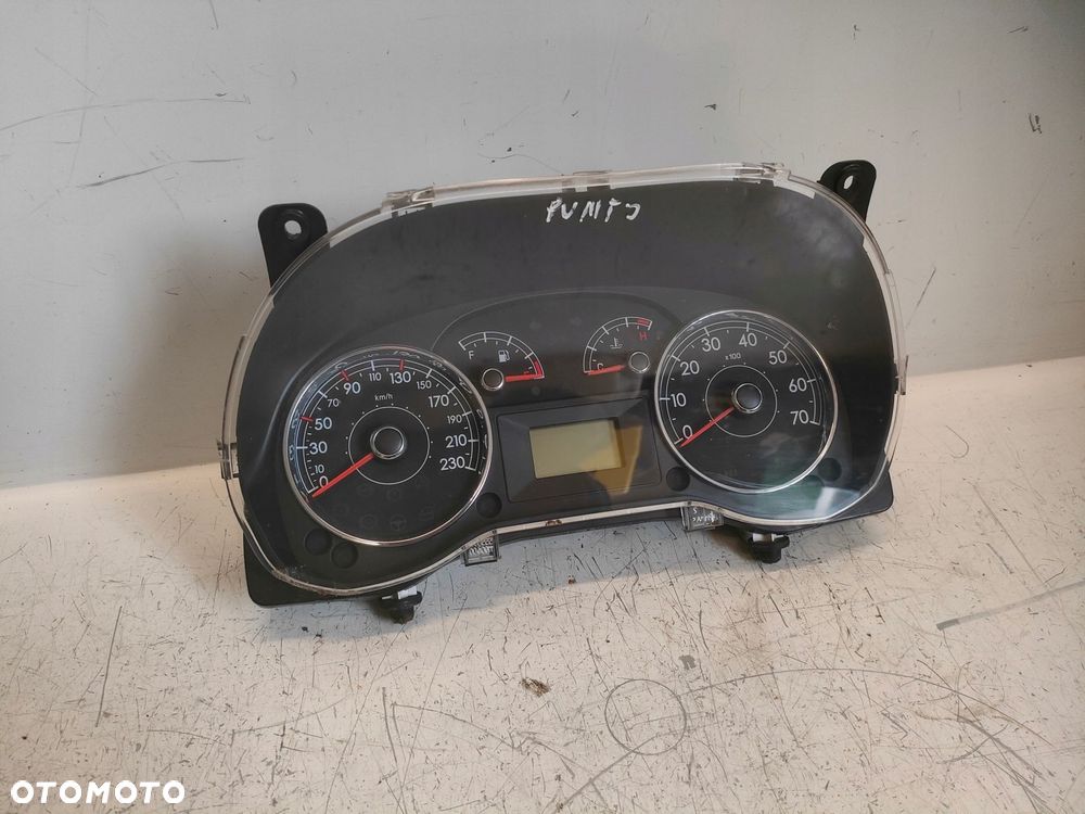 FIAT GRANDE PUNTO 05- 1.4 LICZNIK ZEGARY 51828069 - 2