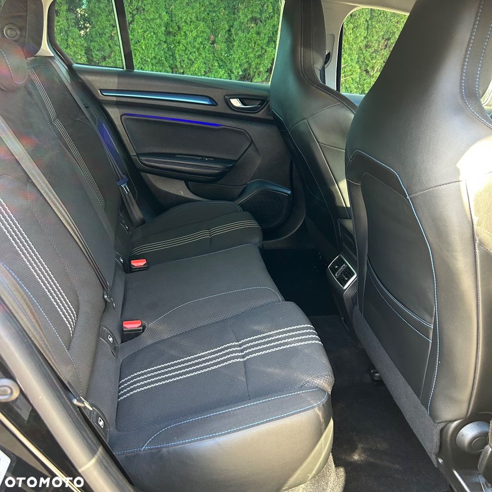 Renault Megane TCe 160 GPF EDC GT LINE - 27