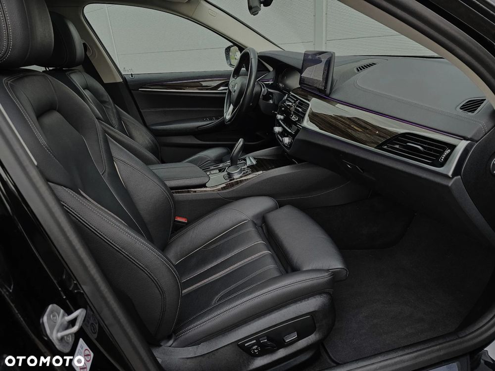 BMW Seria 5 520d xDrive MHEV Luxury Line sport - 6