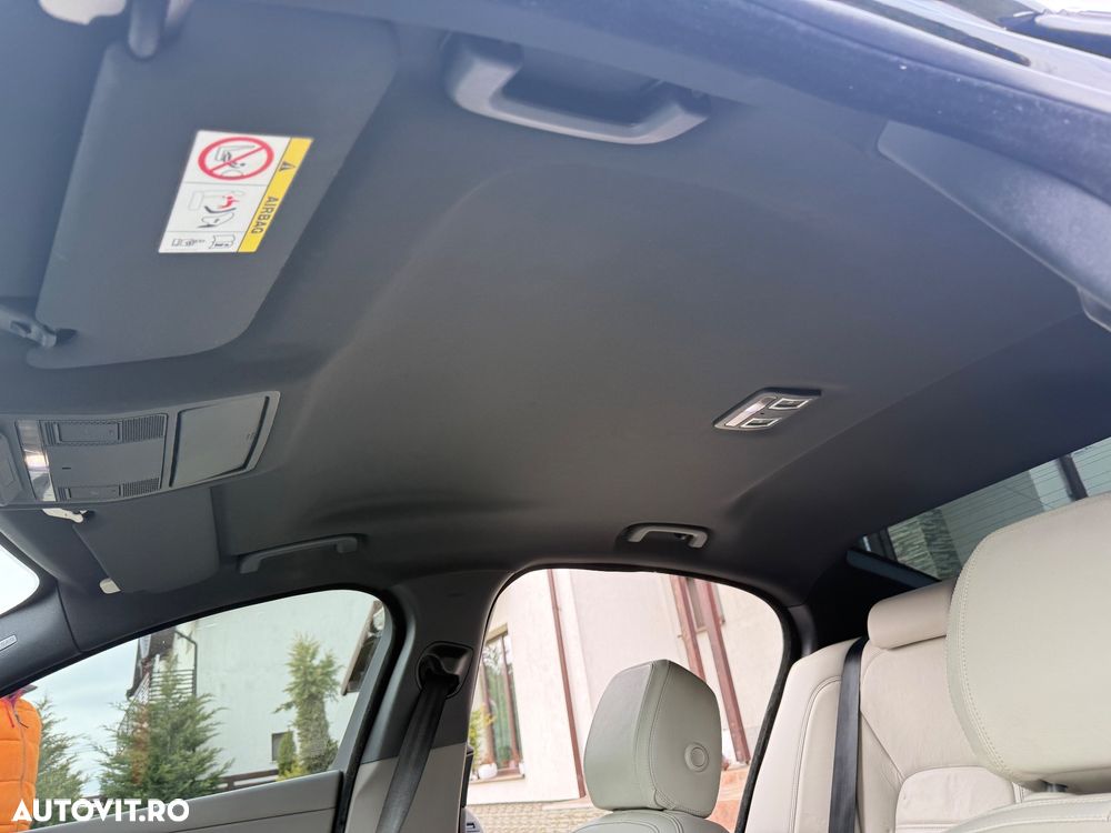 Jaguar XE D180 Aut. R-Dynamic SE - 21