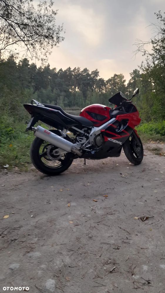 Honda CBR - 5