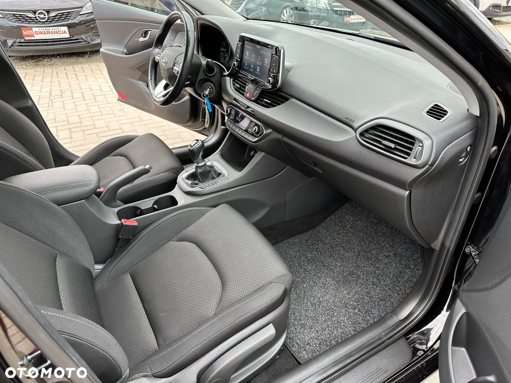 Hyundai i30 - 25