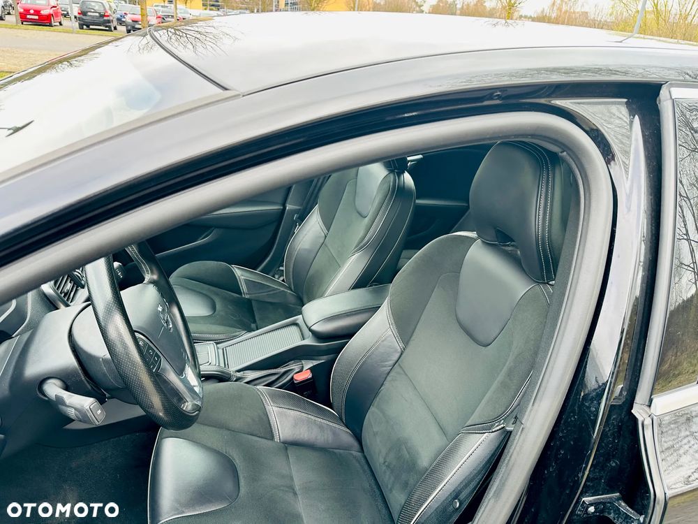 Volvo V40 T3 Drive-E R-Design Momentum - 25