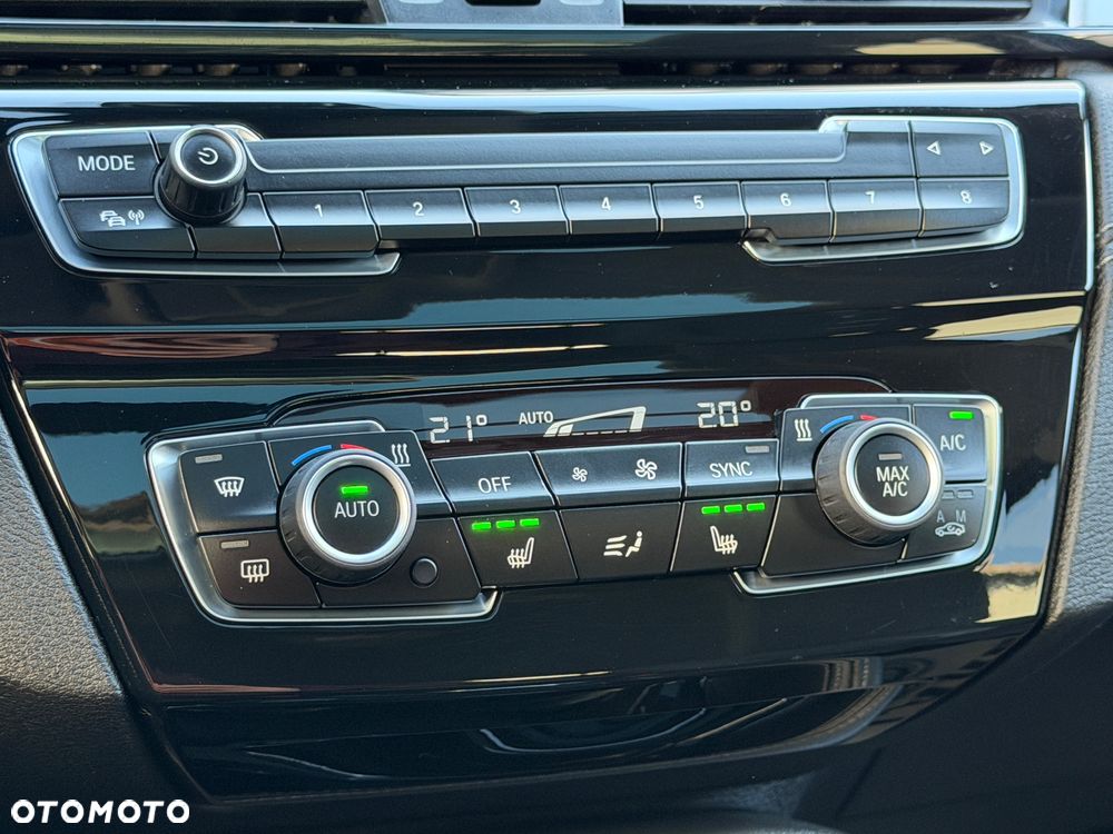 BMW X2 sDrive18d Advantage Plus - 28