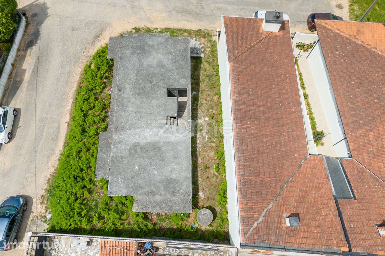 Moradia T4 em construção perto da Praia em São Félix da Marinha - Grande imagem: 5/20