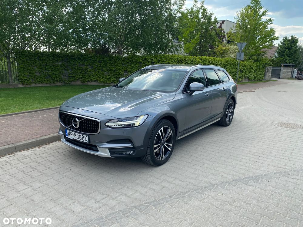 Volvo V90 Cross Country D5 AWD Pro - 2