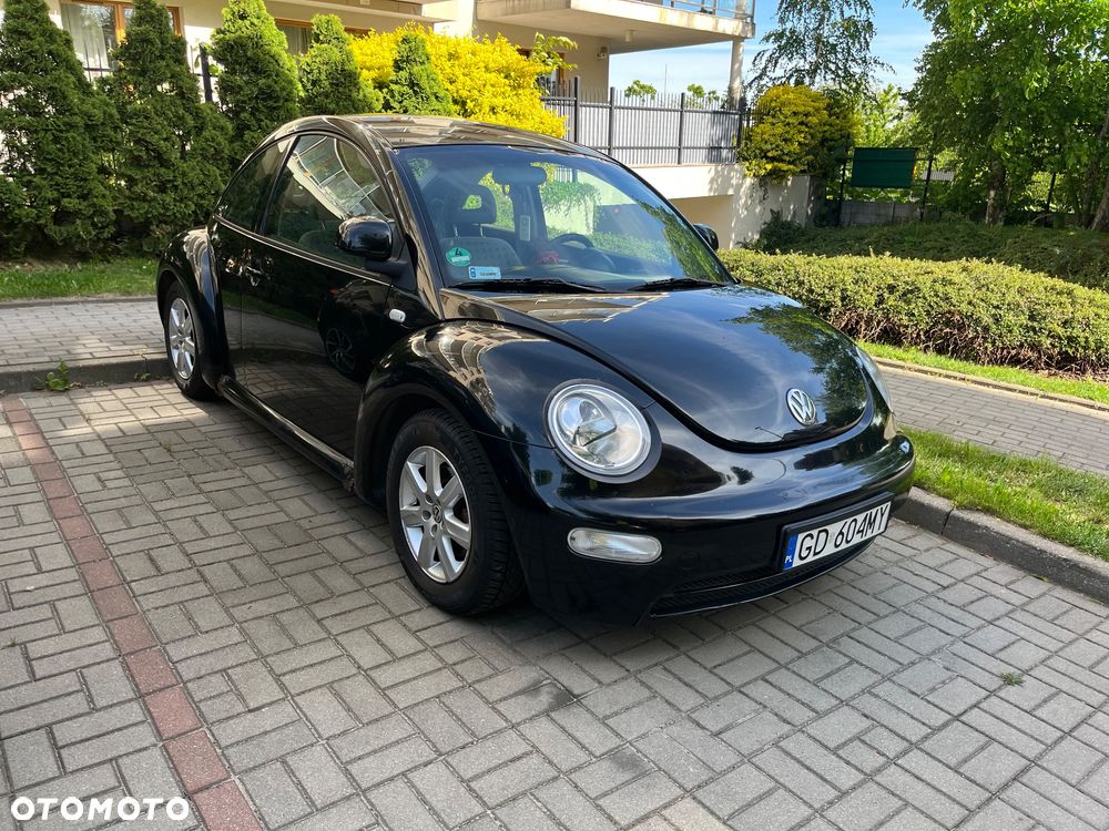 Volkswagen New Beetle - 1