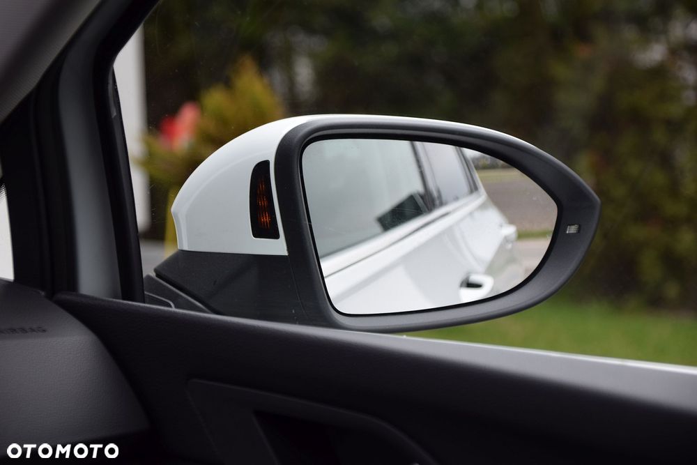 Volkswagen Golf 1.5 eTSI EVO Style DSG - 37