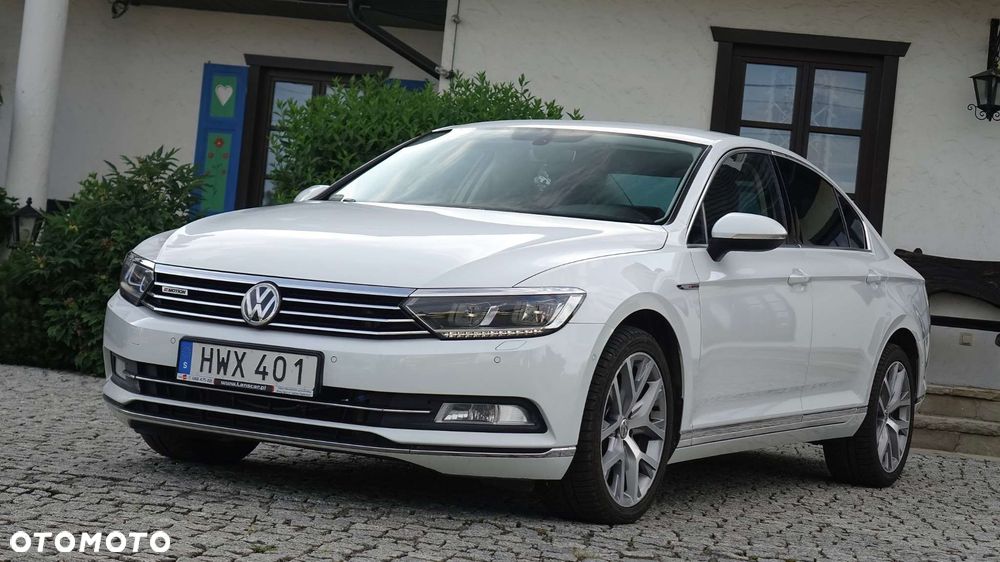 Volkswagen Passat - 10