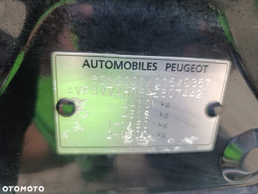 Peugeot 4007 2.2HDi Platinum - 25