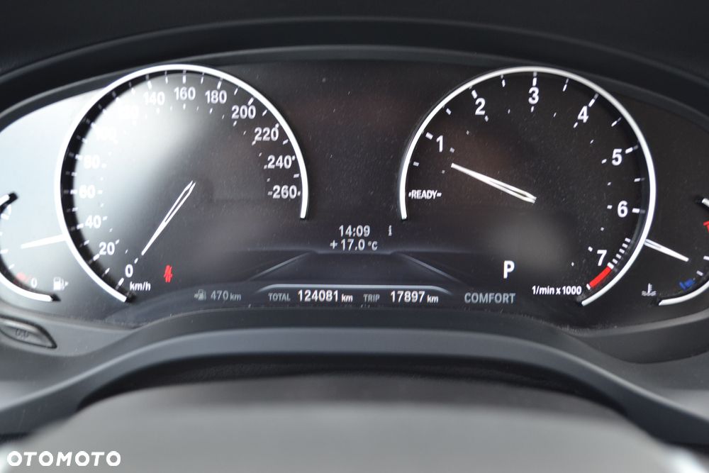BMW X3 xDrive20i GPF Advantage - 17