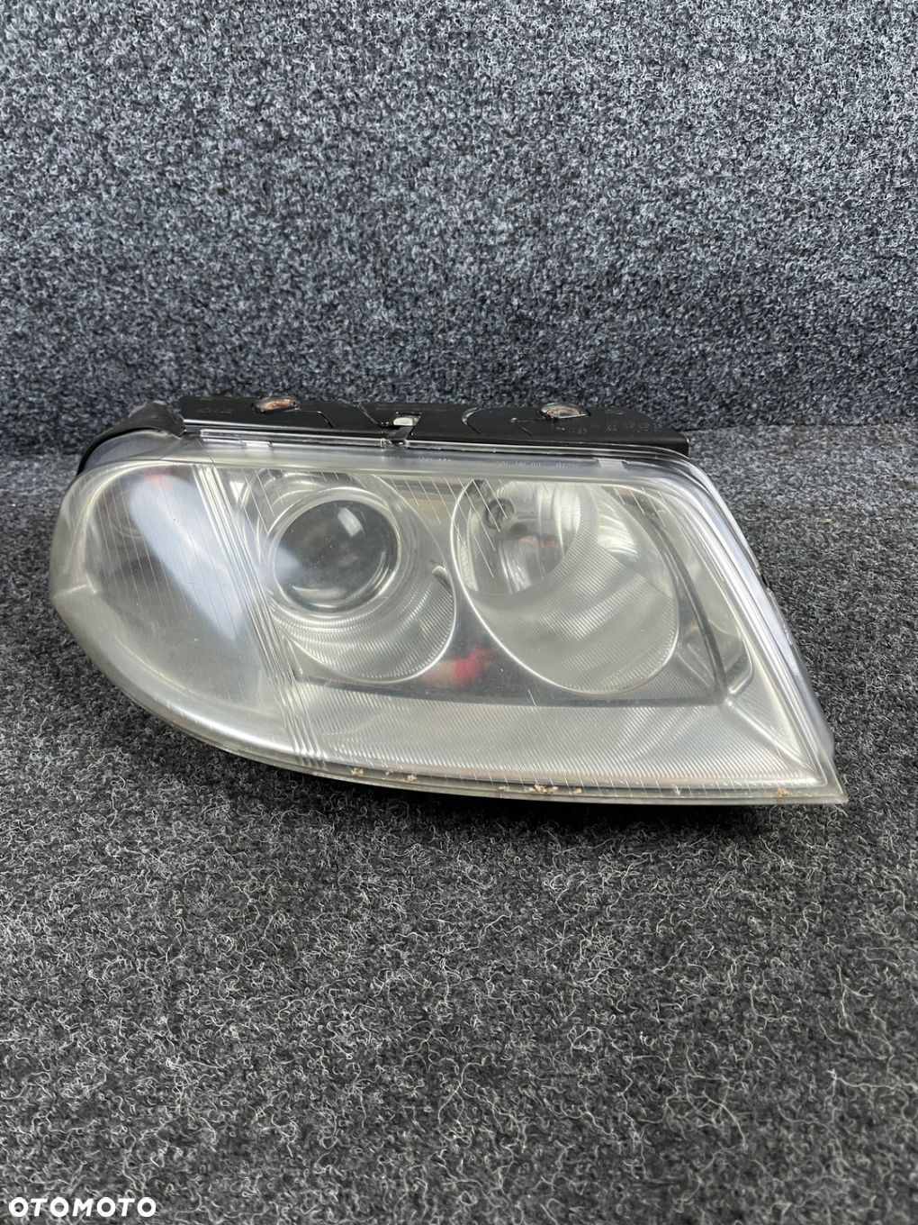 vw passat b5 fl reflektor lampa prawy przód prawa przednia OE europa - 1