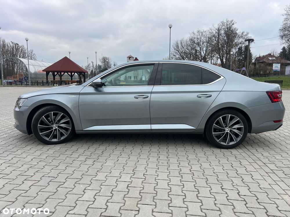 Skoda Superb 2.0 TDI SCR 4x4 L&K DSG - 10