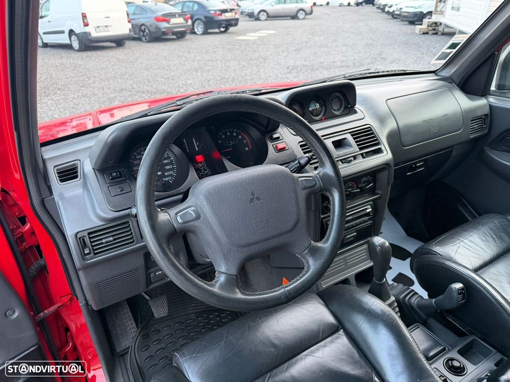 Mitsubishi Pajero 3.5 V6 - 7
