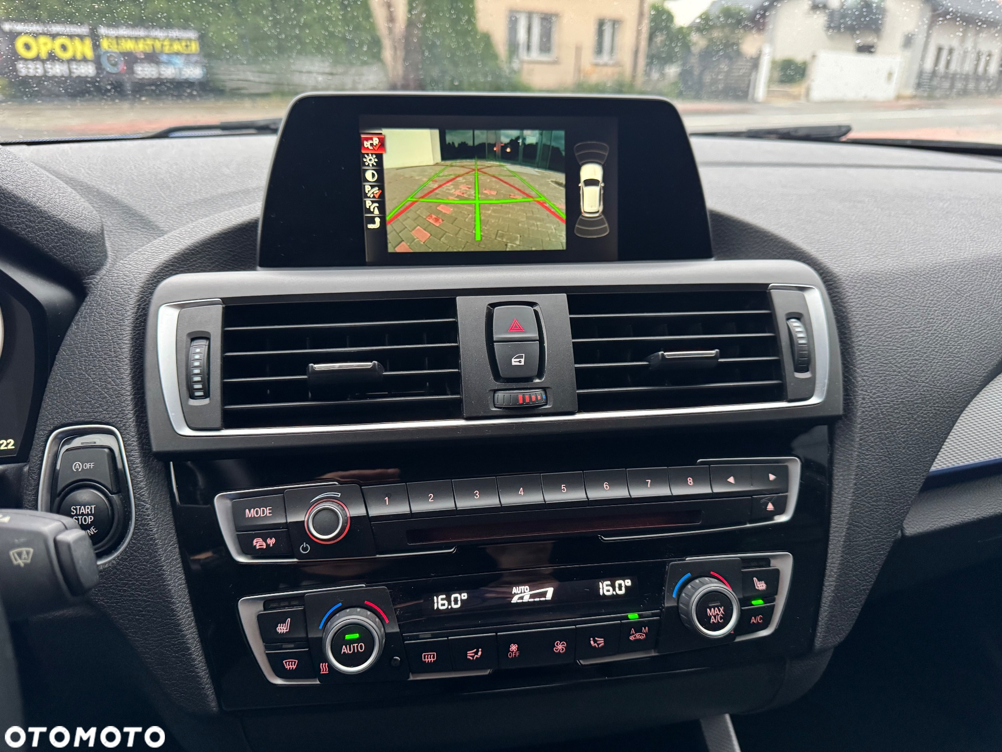BMW Seria 1 120d xDrive M Sport - 28