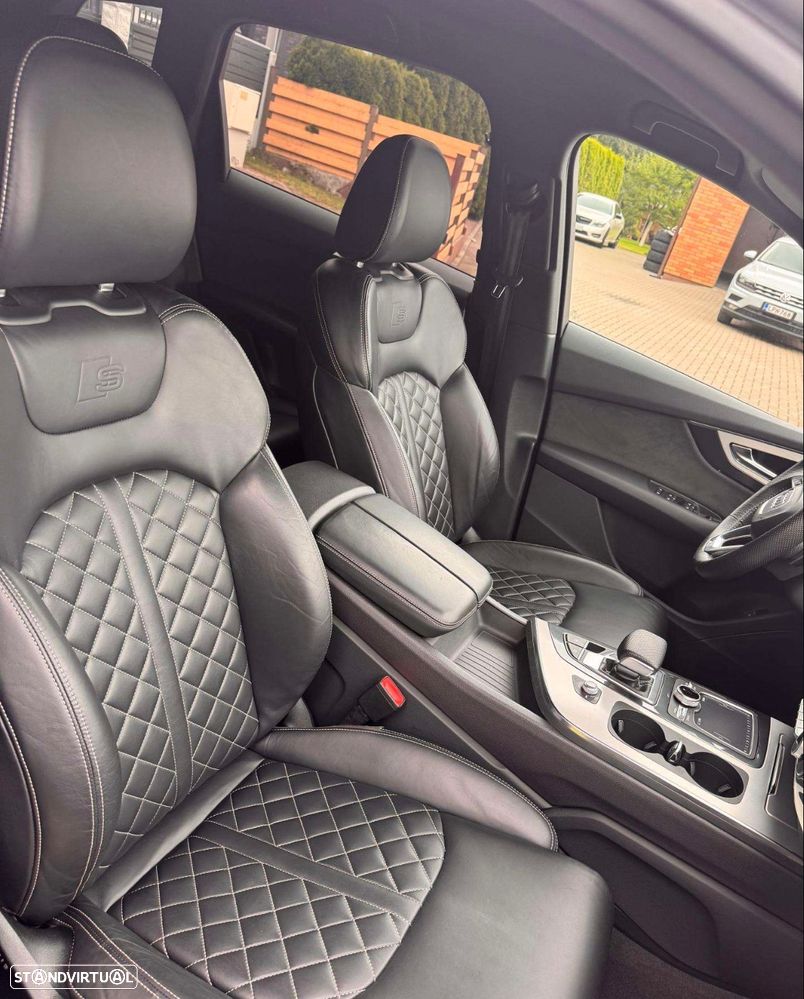 Audi Q7 3.0 TDI E-tron quattro S-line Tiptronic - 12