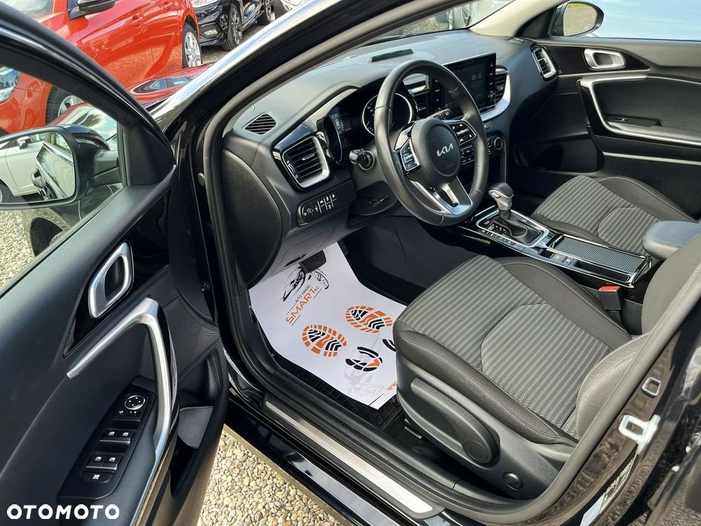 Kia Ceed 1.6 GDI PHEV L DCT - 9