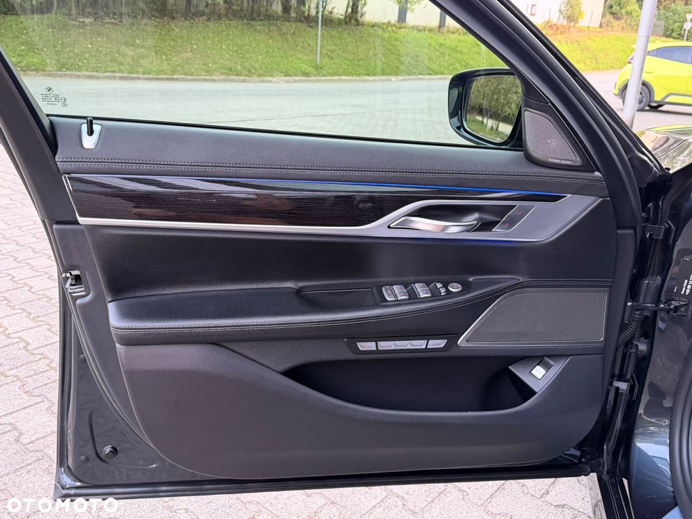 BMW Seria 7 730d xDrive - 20