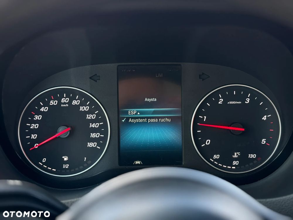 Mercedes-Benz Sprinter 514 CDI / 2.2 140KM / 2019 ROK / Kontener 4,2m + Winda Dhollandia 750KG / ZAREJESTROWANY W PL - 32
