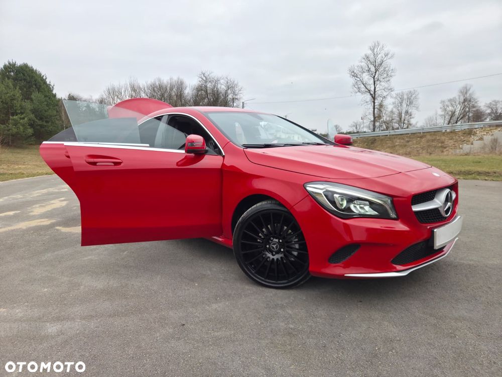 Mercedes-Benz CLA 200 d 7G-DCT Peak Edition - 21