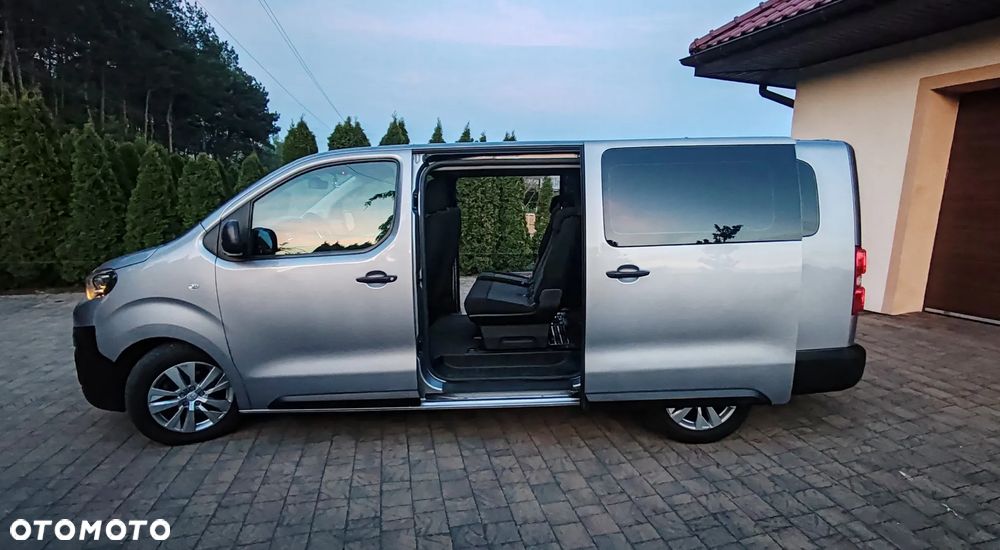 Peugeot Traveller 1.5 BlueHDi Long Business - 17