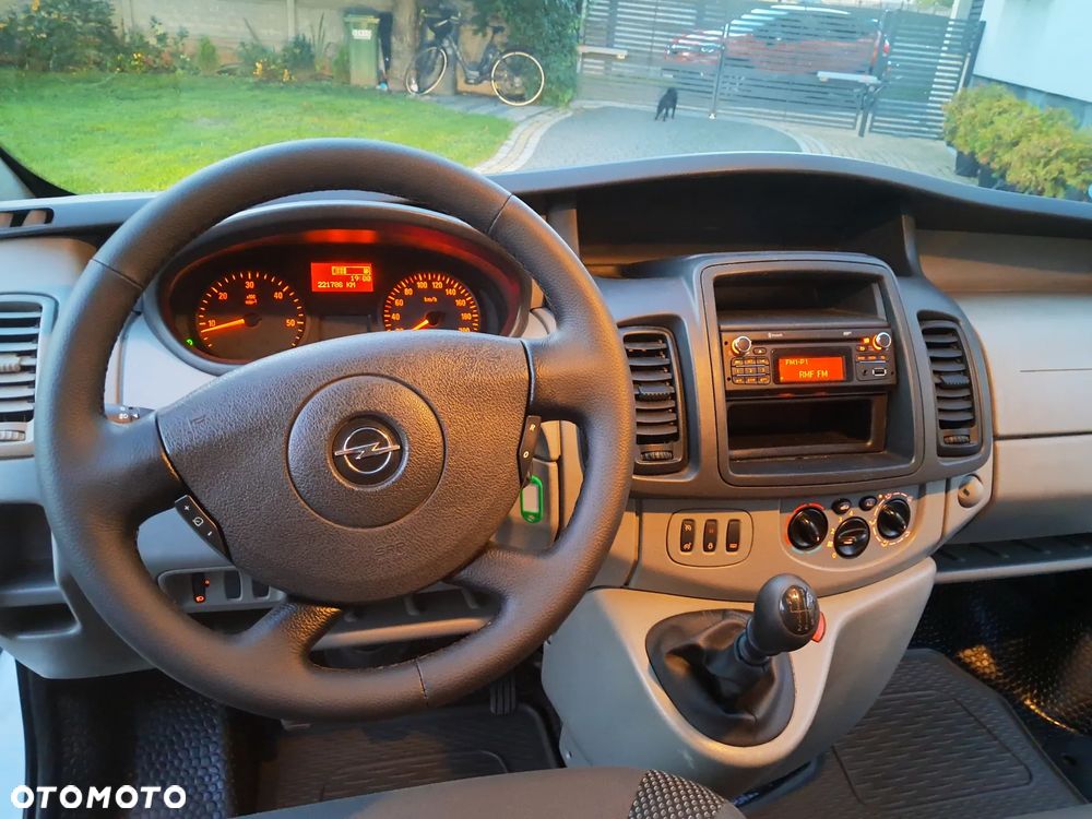 Opel VIVARO - 16