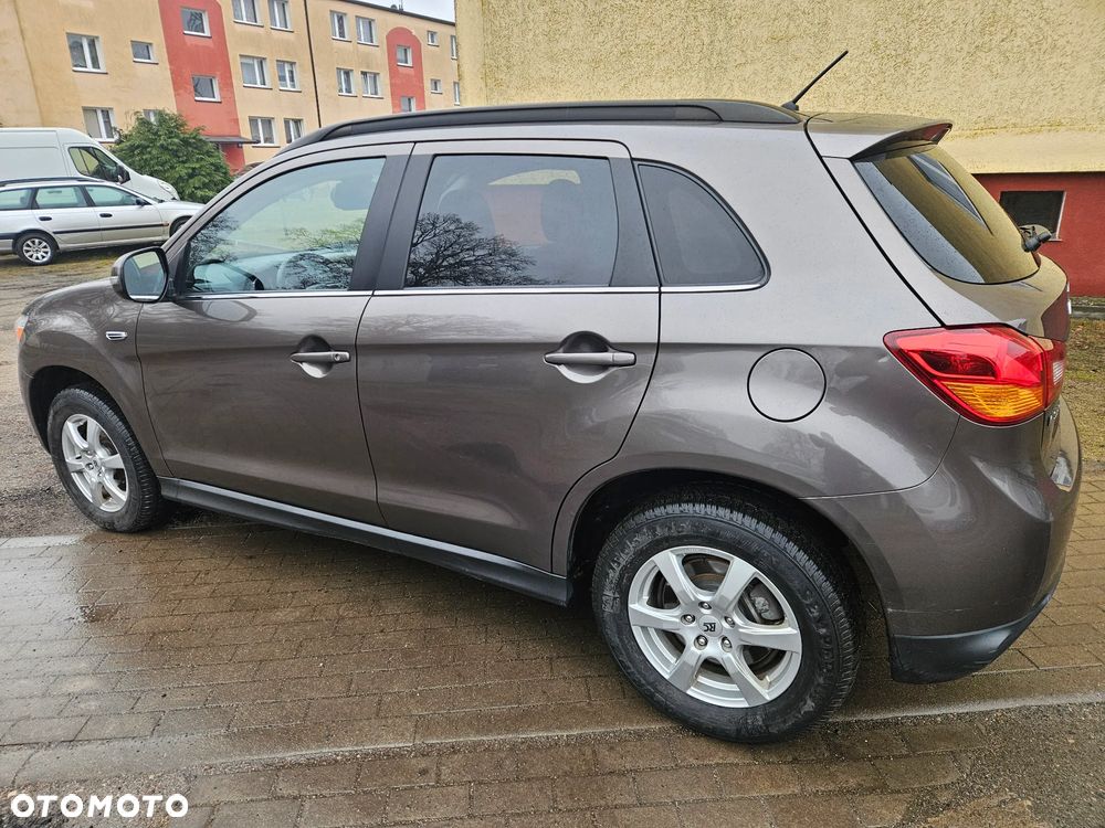 Mitsubishi ASX 1.6 2WD Invite - 9