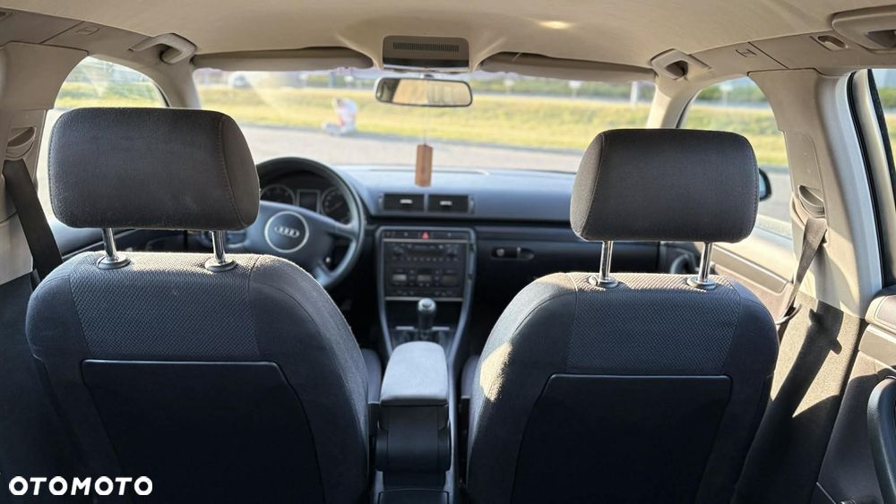 Audi A4 Avant 1.9 TDI - 9