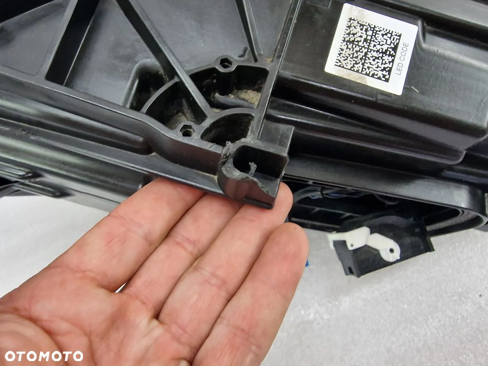 MERCEDES CLA W118 PRAWA LAMPA PRZEDNIA PRZÓD MULTIBEAM FULL LED , NR A1189063200 , NR AUKCJI LA601 - 25