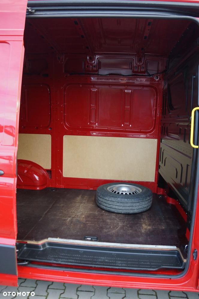 Volkswagen Crafter - 24