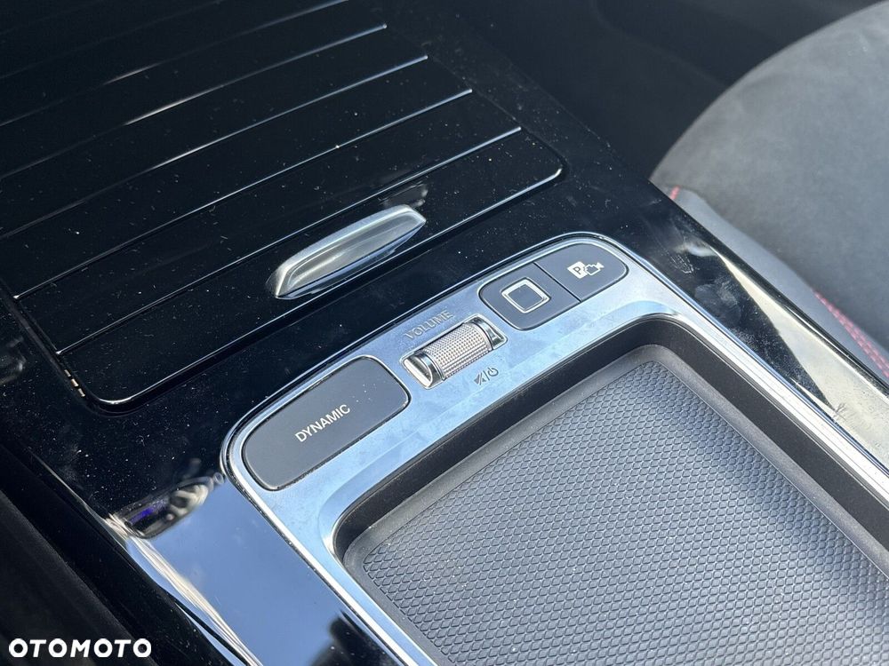 Mercedes-Benz CLA - 19