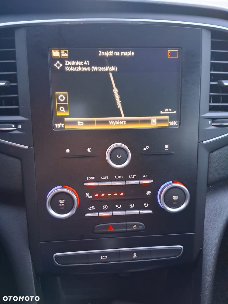 Renault Megane TCe 140 GPF EDC LIMITED - 15