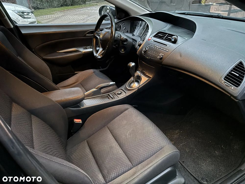 Honda Civic 1.8 Sport - 10