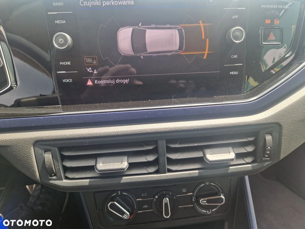 Volkswagen Polo 1.0 TSI DSG Comfortline - 23