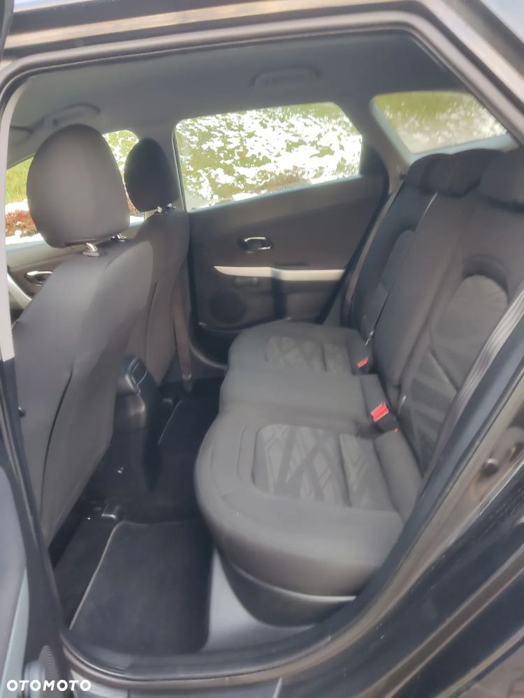 Kia Ceed 1.4 CRDi 90 Spirit - 17