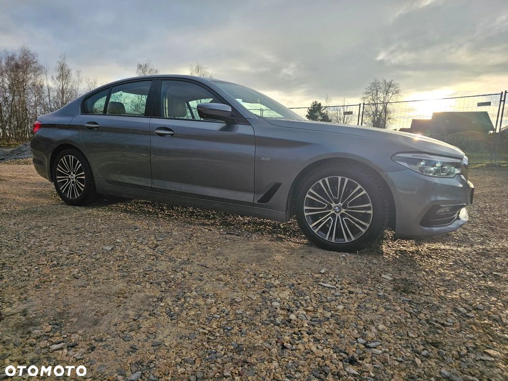BMW Seria 5 520d xDrive Sport Line sport - 5