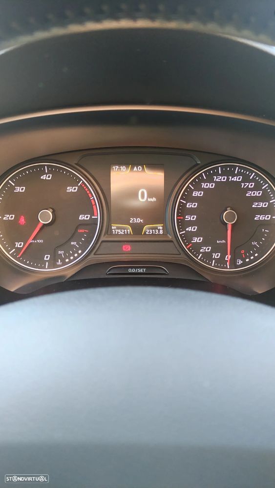 SEAT Leon 1.6 TDI DPF S&S Style - 13