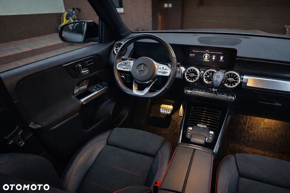 Mercedes-Benz GLB 250 4-Matic AMG Line 8G-DCT - 7