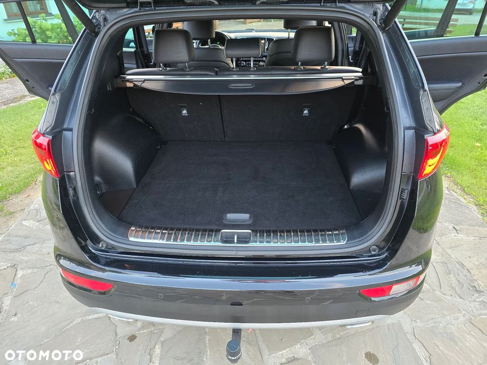 Kia Sportage 2,0 CRDI AWD GT Line - 36