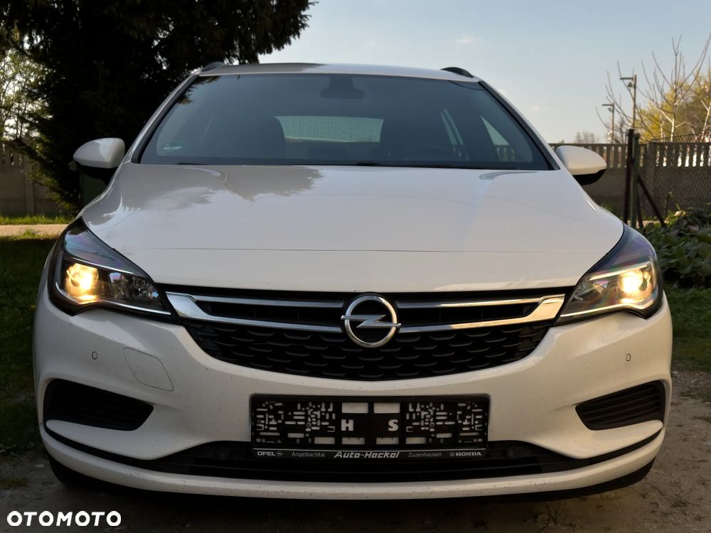 Opel Astra 1.6 CDTI Dynamic S&S - 3