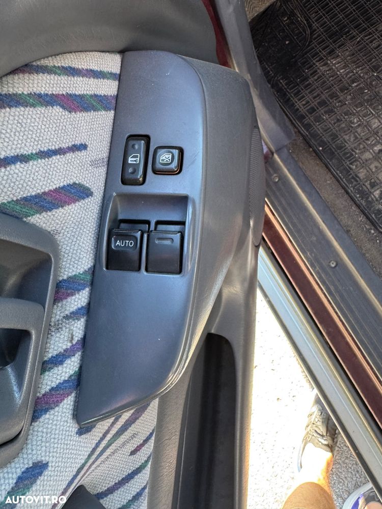 Toyota Land Cruiser - 8