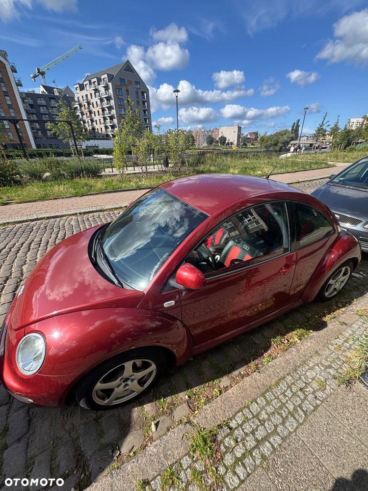Volkswagen New Beetle - 3