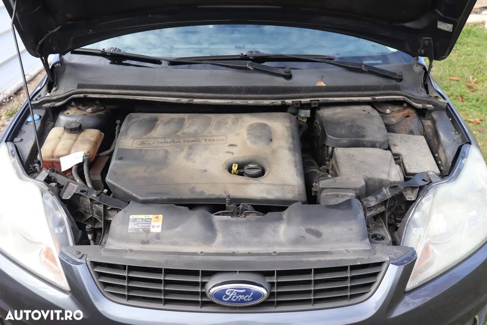 Ford Focus 2.0 TDCI 136 Ghia - 19